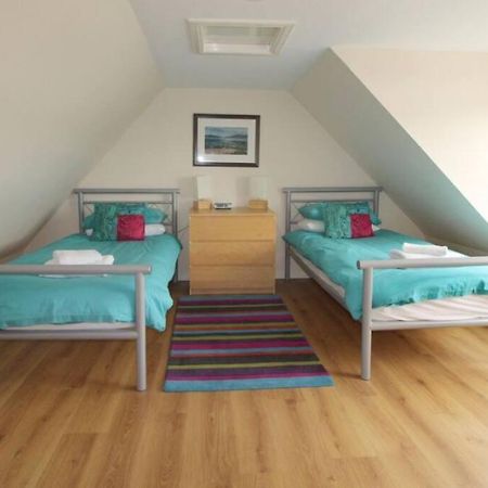 Castle View Stornoway Apartment สตอร์โนเวย์ ภายนอก รูปภาพ
